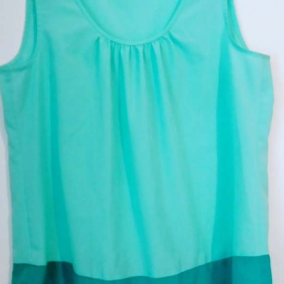 Ann Taylor Loft Color Block Teal Sleeveless Blouse - Picture 2 of 3